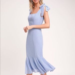 Lulu baby blue midi dress